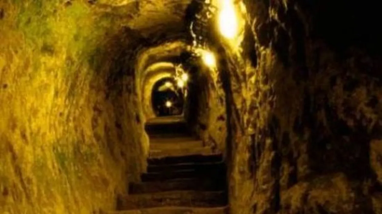 A coborat in beciul casei si nu se mai intorcea. Sotia a mers dupa el, insa nici ea nu a mai revenit in locuinta! Cum i-au gasit politistii 