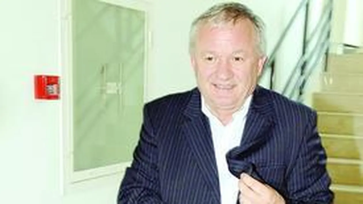 Porumboiu a inchis robinetul din America