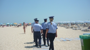Polițiștii, deranjați de problemele delicate pe care le-au avut pe litoral
