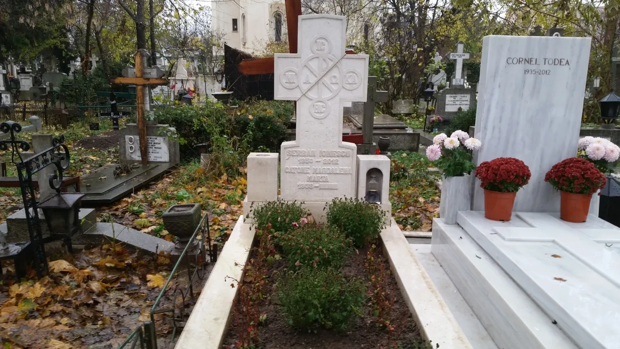 Vezi cum arata acum fiul lui Serban Ionescu! Artistul este nerecunoscut!