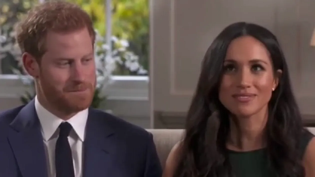 VIDEO / Meghan Markle a dezamăgit cu ţinuta aleasă la prima apariţie publică după ce s-a logodit cu Prinţul Harry! Cum s-a îmbrăcat actriţa 