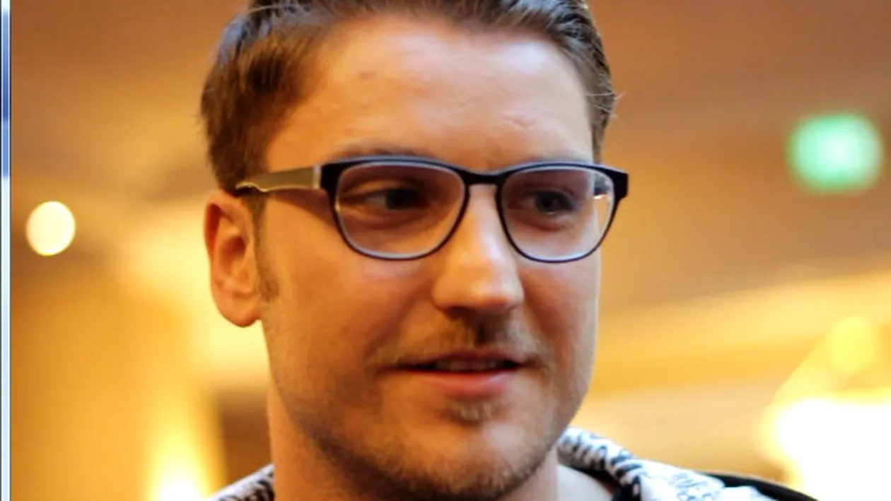 Andrei Iordache face sporturi extreme. Fotografii in care presupusul fiul al lui Bote arata cat e de curajos