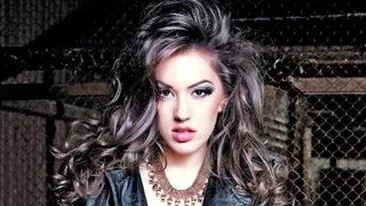 Artista din Deva i-a picat cu tronc DJ-ului american! Aimi si DJ Markus Schulz impart iubirea si munca