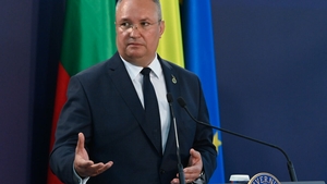 Prim-ministrul Nicolae-Ionel Ciucă: „M-am bucurat să îi strâng mâna şi să îl felicit personal pe David Popovici!”