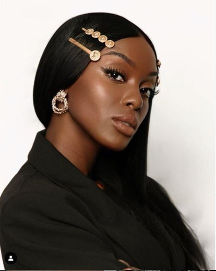 Naomi, "Pantera" de la X Factor