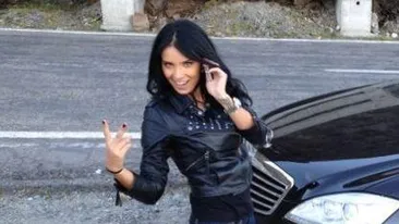 Adelina s-a molipsit de la Moni! Uite ce filosofează despre dragoste!