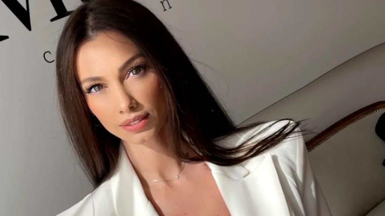 Iuliana Luciu a schimbat macazul și a ajuns pe marile scene! Și-a petrecut vara alături de artiști internaționali: „Urc treaptă cu treaptă”