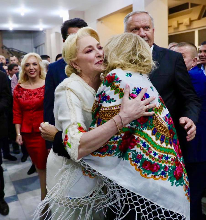Soțul Vioricăi Dăncilă are un salariu mai mare decât șefa PSD. I-a dăruit un ceas de 20.000 de euro și dețin împreună 4 case