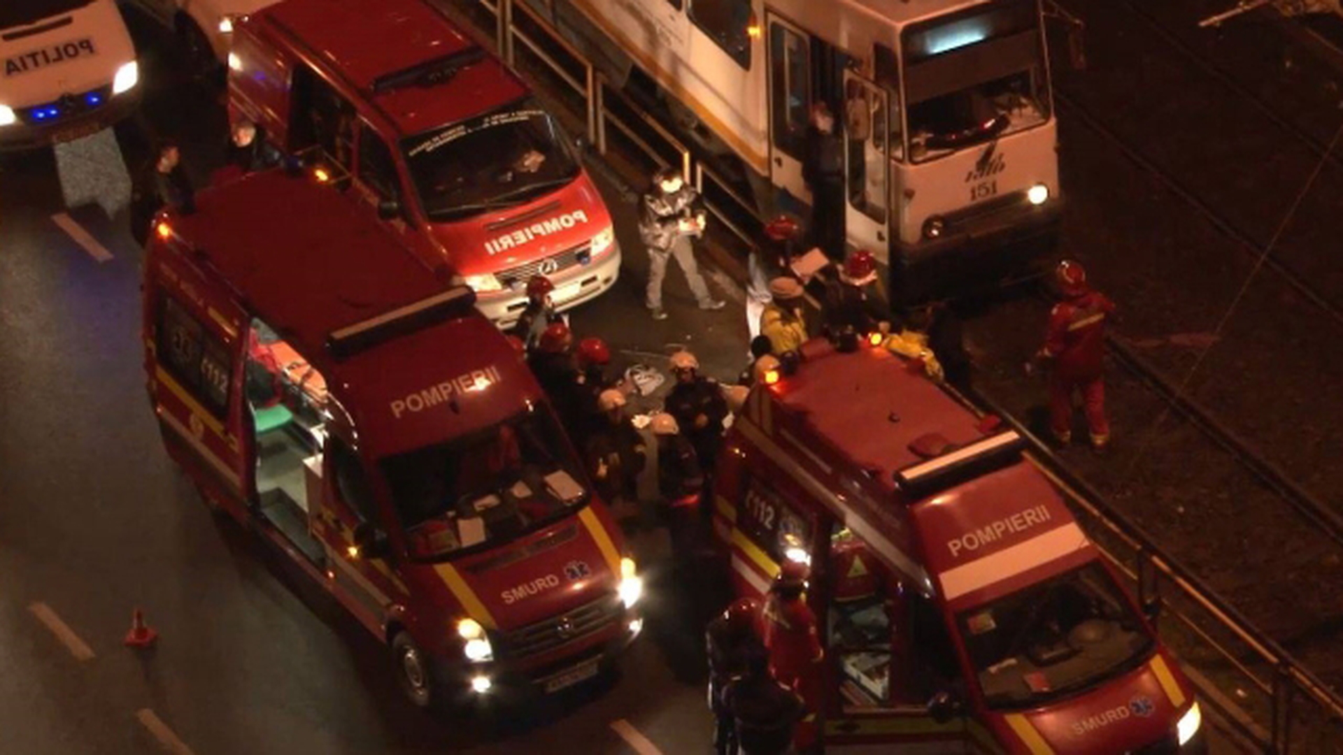 Accident spectaculos in Capitala! O masina a ajuns pe linia lui 41!