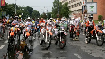 Romaniacs a debutat la Sibiu pe o ploaie naprasnica!