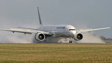 Alertă pe Aeroportul Otopeni! Piloții unui avion plin cu călători au cerut să aterizeze de urgență. Momente dramatice s-au petrecut la bordul aeronavei