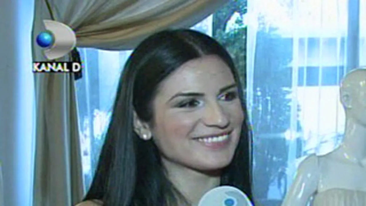 VIDEO Ellie White isi cauta rochie de mireasa! Daca am face o nunta pe ascuns, lumea s-ar supara pe noi