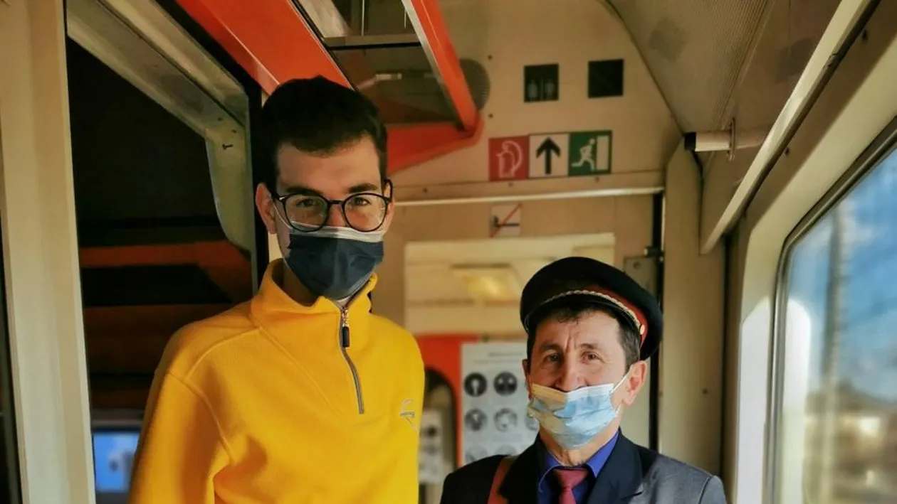Controlorul din tren, din nou în atenția tuturor. Cum a salvat omul un vagon de la incendiu