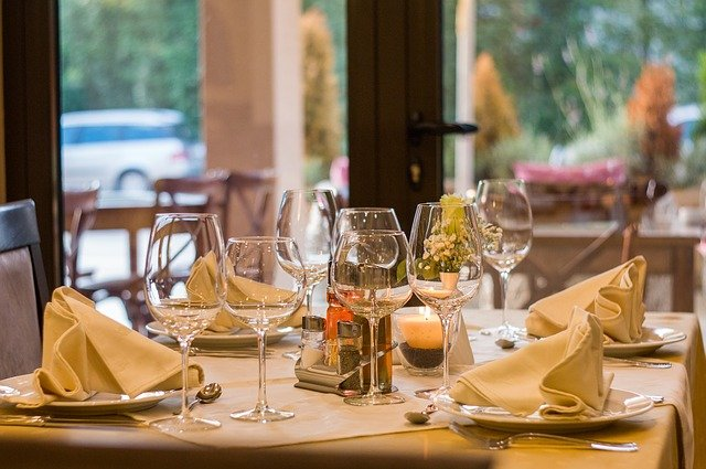Ce a putut să facă un bărbat într-un restaurant, când i-a venit comanda. Toți au rămas cu gurile căscate