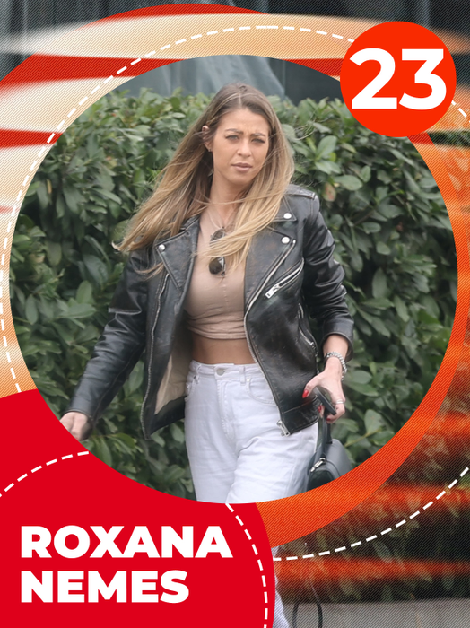 TOP 40 vedete care au lăsat la vedere ce au mai de preţ! Antonia, Loredana sau Tania Budi, sus bluziţa şi… abdomenul la control!