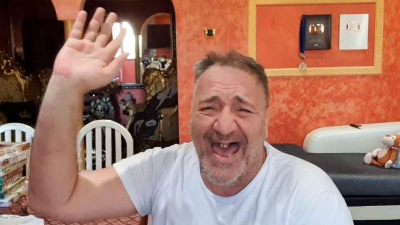 Nelson Mondialu dă, din nou, de pământ cu Bianca de la ”Puterea dragostei”, fosta iubită a fiului său: ”Vă jur că mirosea a ...”