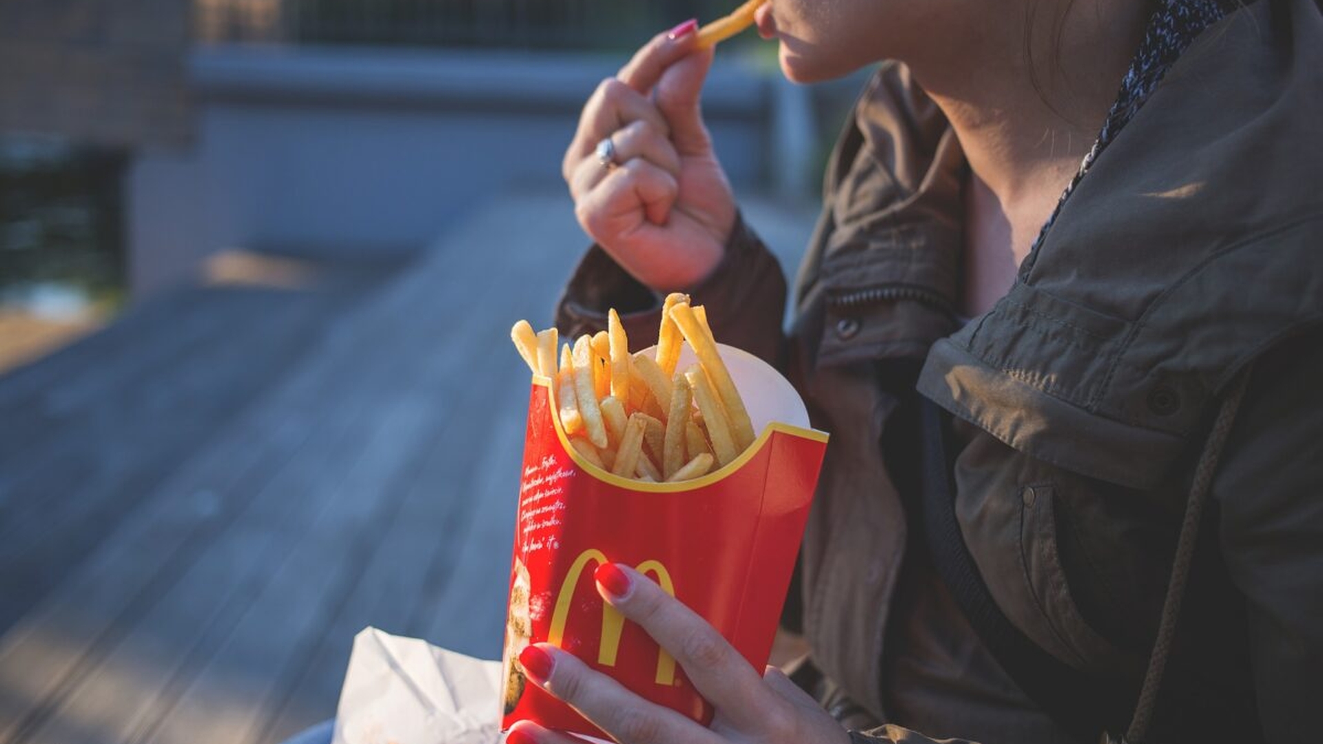 Ingredientul secret pentru cartofii prăjiţi. Ies mai buni ca la Mc Donald's