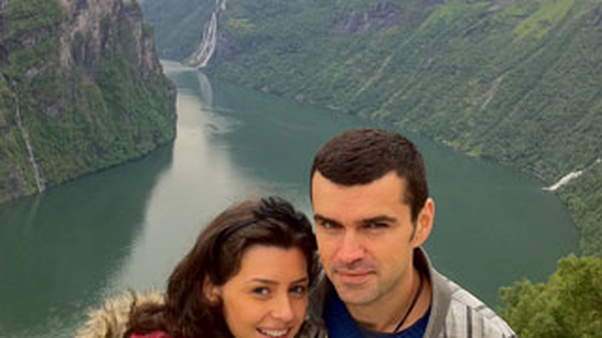 Patricia de la Amadeus si Vlad Mirita s-au intrecut la pescuit in ocean