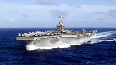 Situație critică pe portavionul USS Abraham Lincoln. Membri ai echipajului ar fi încercat să sară peste bord după luni întregi pe mare