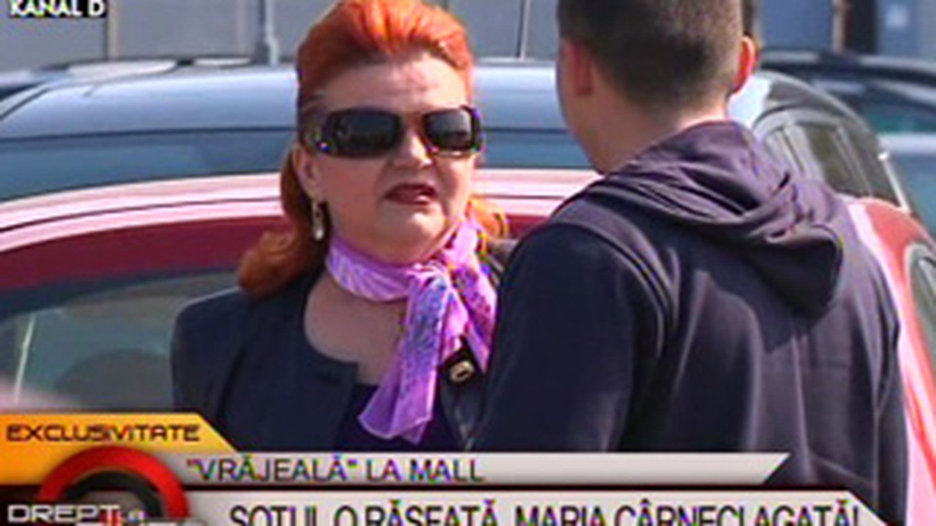 VIDEO De ziua ei, Maria Carneci a flirtat cu un tanar in parcarea unui mall, la doi pasi de sotul ei: "Deci vrei perversitati de-astea?"