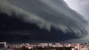 Alertă de furtuni! Mai multe județe se află sub cod galben de vreme rea