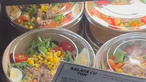 Cât costă o salată cu ton în Aeroportul Otopeni. Turiștii au crezut că este o eroare