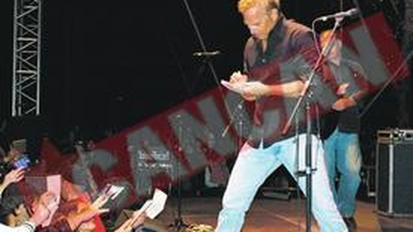 Kevin Costner a facut un show de zile mari la Arad