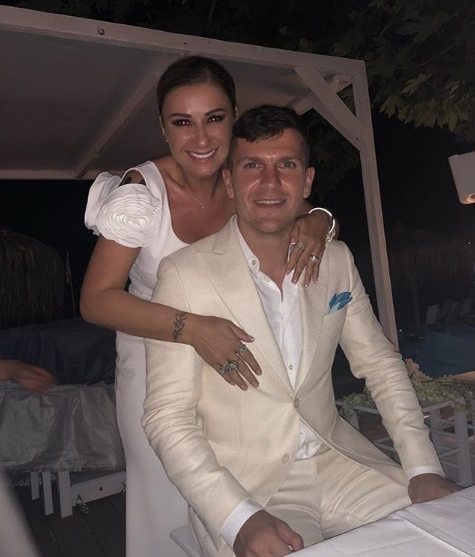 Anamaria Prodan, rochie albă spectaculoasă la nunta lui Alexandru Bourceanu! Soția fotbalistului a strălucit în ziua nunții