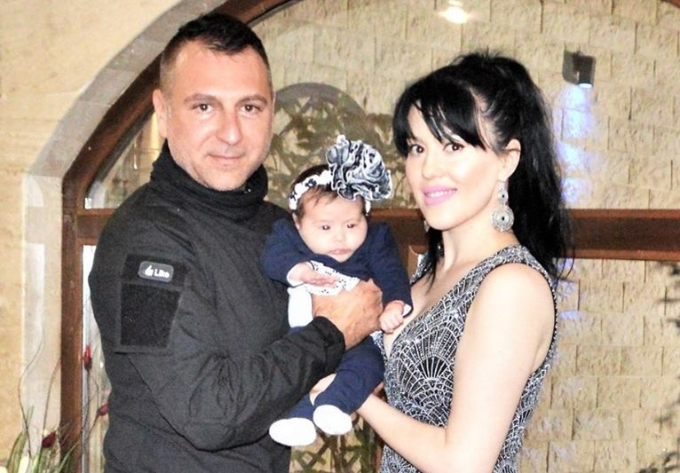 Iulia şi Christian Sabbagh s-au pregătit cum se cuvine pentru botezul micuţei Anais