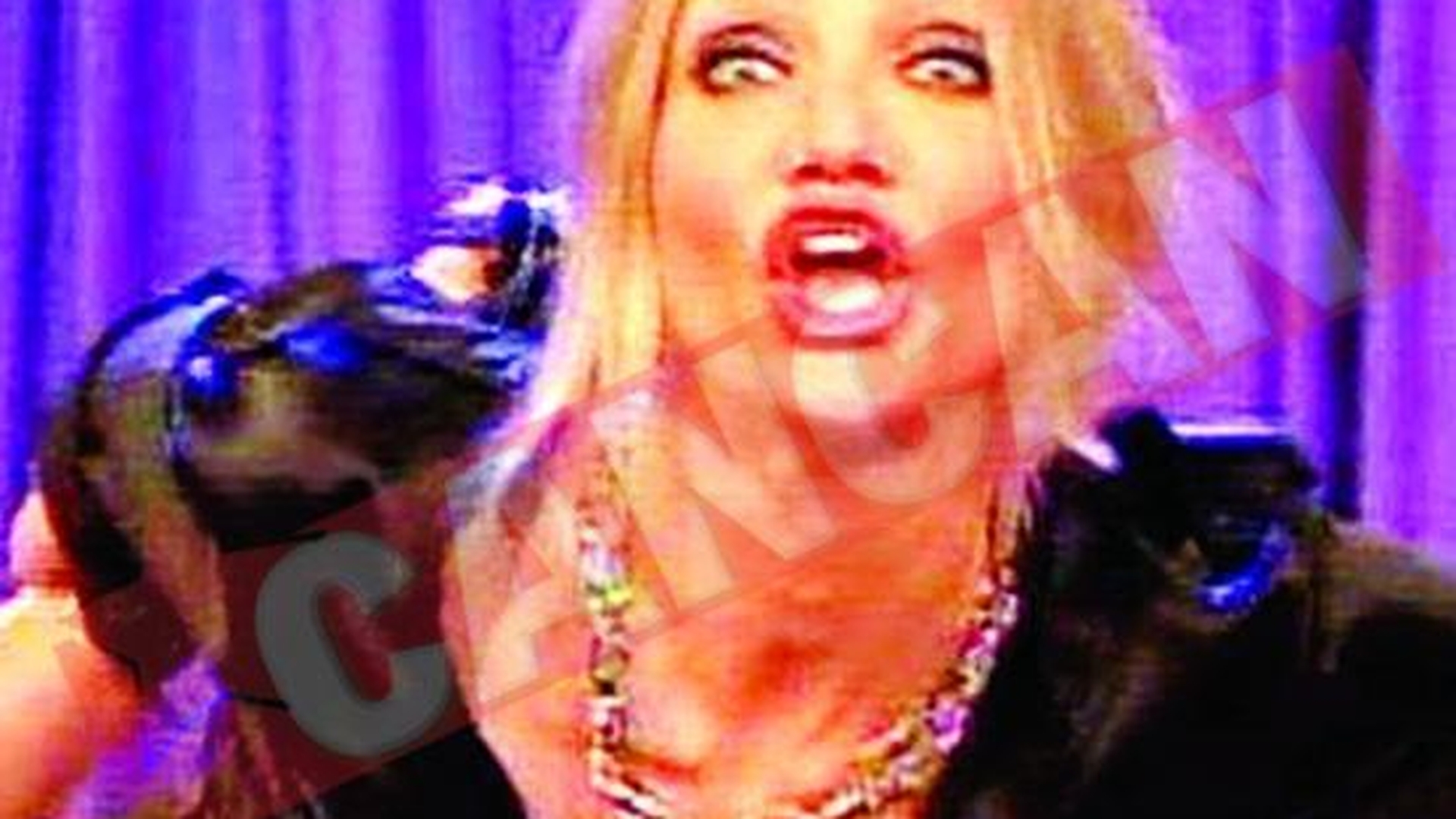 Cameron Diaz a dansat in direct