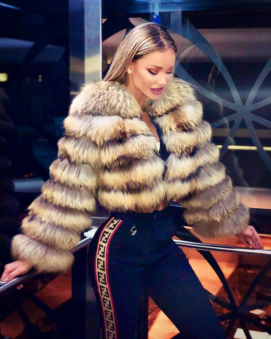Bianca Drăgușanu visează la ziua nunții cu Alex Bodi?! Are planurile stabilite: “În fața altarului, aş îmbrăca două rochii de mireasă”
