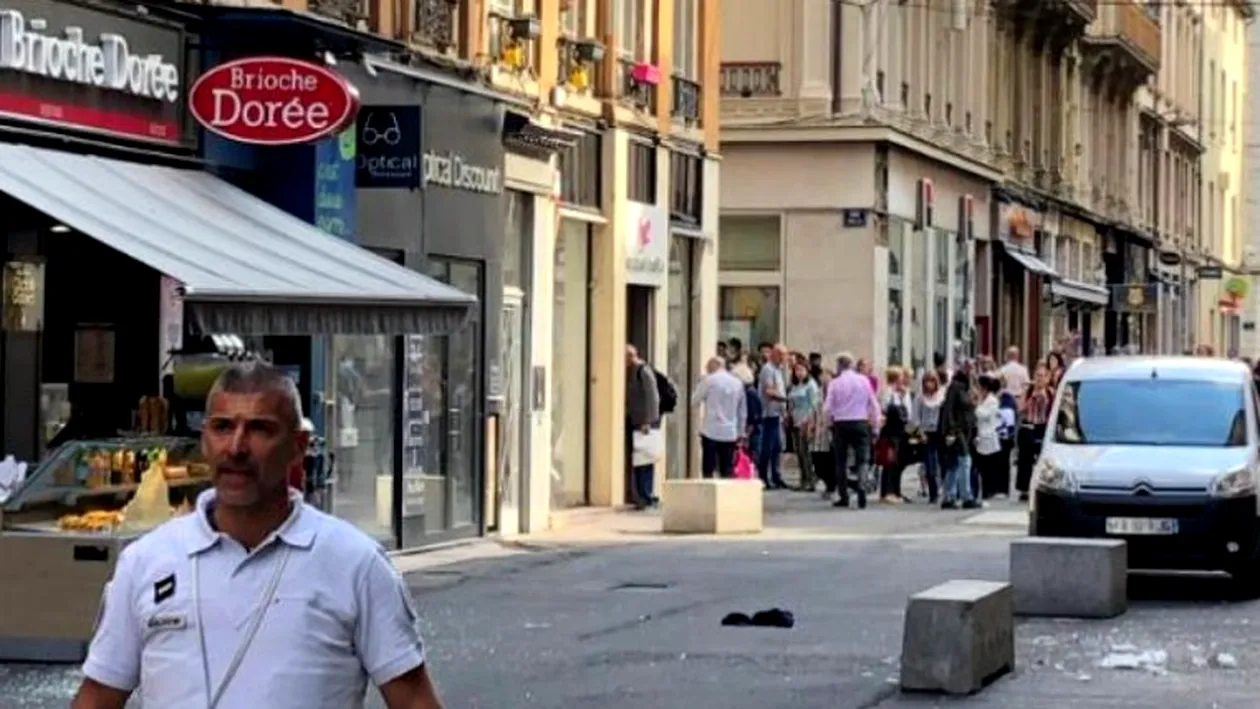 Alertă în orașul francez Lyon! Mai mulţi răniţi în urma unei explozii. Reacția lui Emmanuel Macron