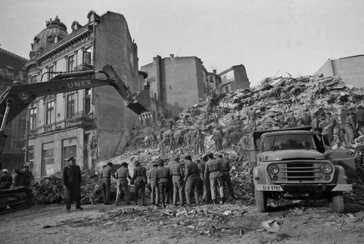 Singura înregistrare audio a cutremurului din 1977 e de-a dreptul terifiantă. Ce s-a auzit de fapt! Ți se face instant pielea de găină și o să apeși stop!