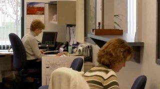 Sedentarismul creste riscul aparitiei cancerului sau diabetului