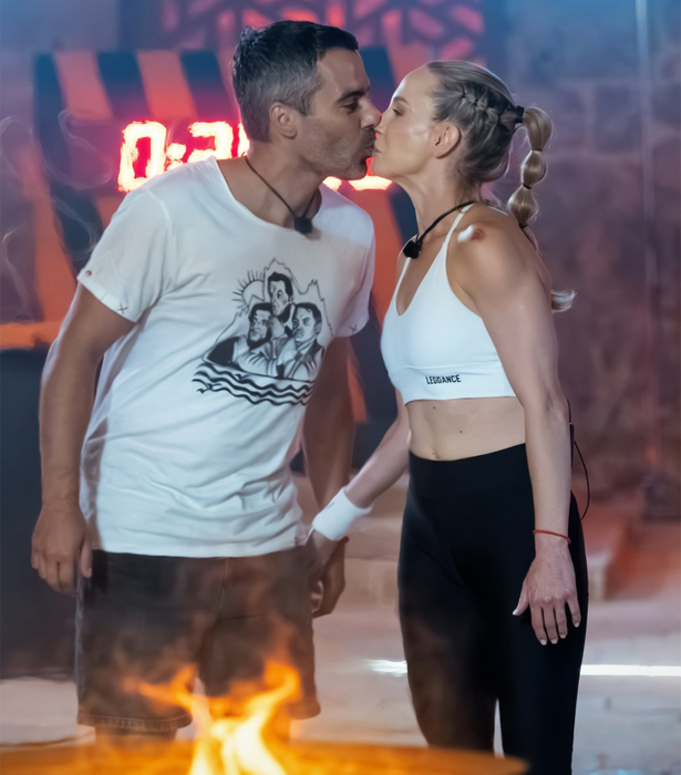 „Blestemul” care a urmărit-o pe Sandra Izbașa în dragoste. A vrut să fie „power couple” și cu Petrișor Ruge, și cu fiul Marianei Bitang, dar a fost părăsită de fiecare dată