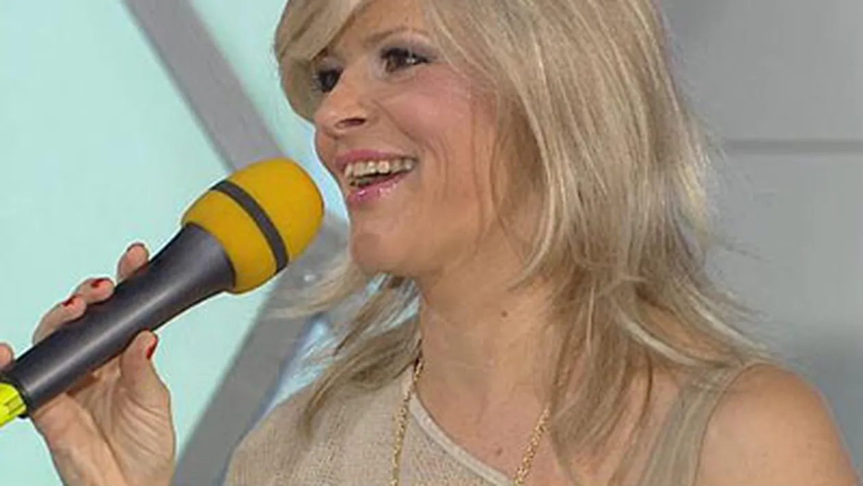 Unde s-a ascuns Sanda Ladoşi? Are doi copii şi o căsnicie fericită cu soţul ei, care a mai fost însurat de trei ori