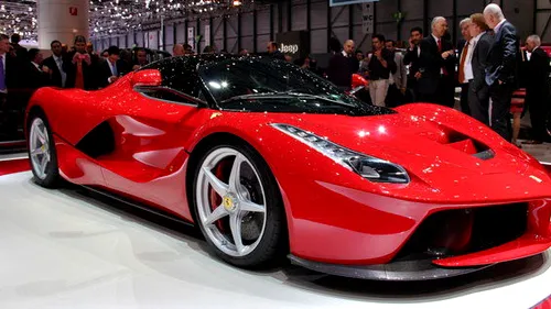 TOP 5 cele mai RAPIDE masini din lume! Te ia ameteala daca vezi cat costa: Cu 500.000 de dolari o iei pe cea mai slaba!