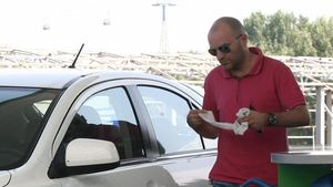Probleme pentru fiul lui Dan Capatos. “Îi facem radiografie, să vedem cât este de grav” Ce a pățit puștiul