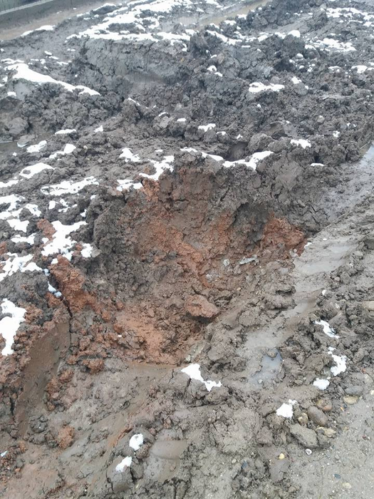 Stradă din Răcarii de Sus, localitate ce aparţine de oraşul Fililaşi