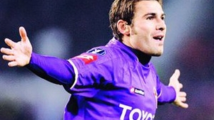 Antognoni il sustine pe Mutu: "Poate fi in continuare un jucator decisiv pentru Fiorentina!"