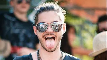 Domnisoarelor, puteti sa va puneti pofta in cui! Bon Jovi de Romania are deja iubita! IMAGINI IN PREMIERA