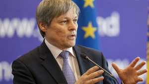 Dacian Cioloș recunoaște într-un final: “Am fost repartizat la securitate și i-am păzit casa Doinei Cornea”