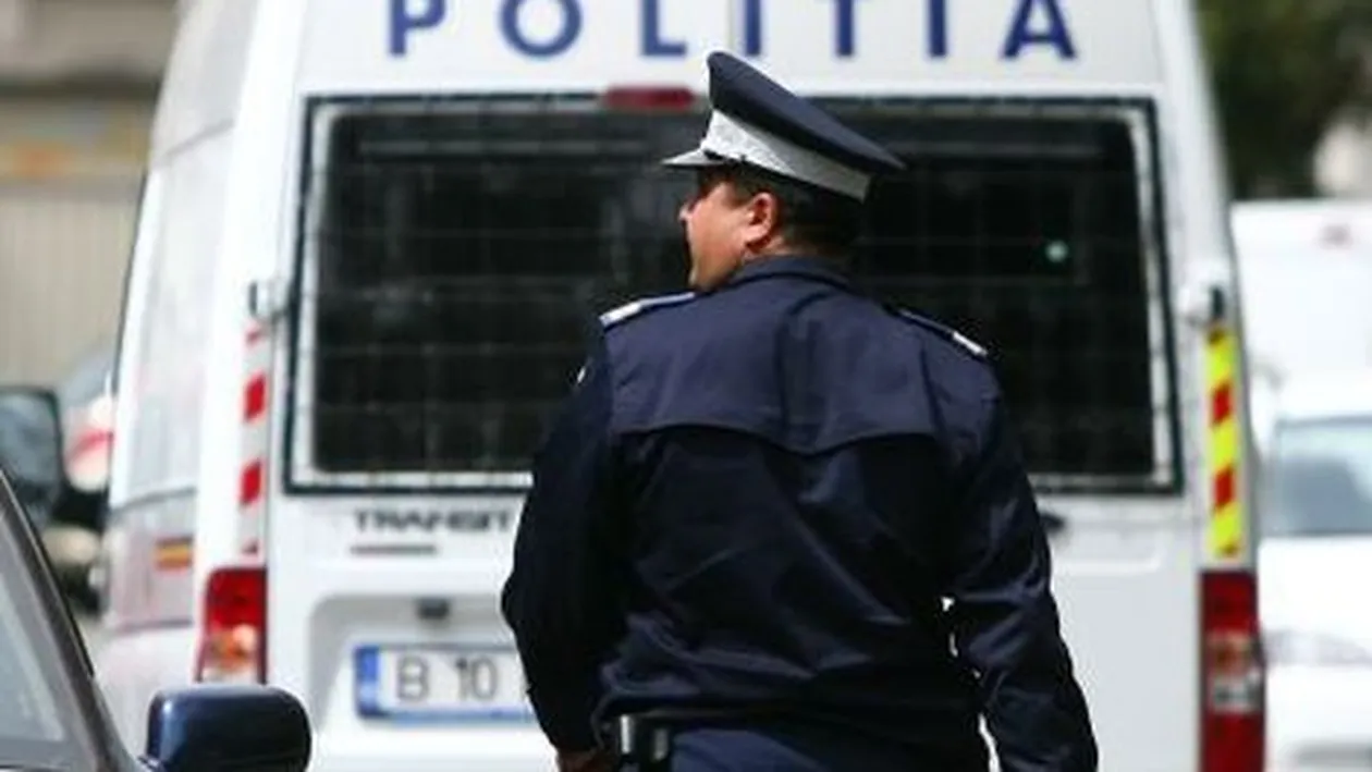 Polițiști atacați cu pietre de un bărbat la Galați. Un luptător SAS a fost rănit cu o șurubelniță