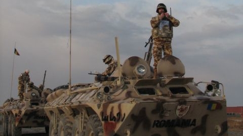 Gest impresionant făcut de un soldat român aflat în Irak! Şi-a donat solda ca să salveze o fetiţă de 3 luni şi jumătate, bolnavă de cancer