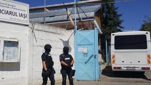 Fierbe puşcăria din Iaşi. Cel mai feroce criminal din închisoare a fost găsit mort în condiţii suspecte