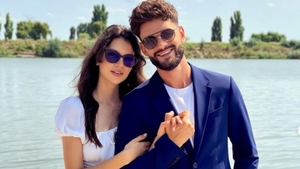 Cum se înţelege Edward Sanda cu mama Cleopatrei. Artistul a recunoscut: "Ea știe să facă cel mai bine..."