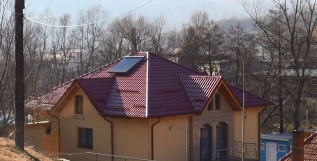 Cum arată palatul lui Nicolae Guță din Petroșani în care a investit două milioane de euro. FOTO