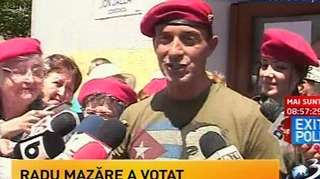 Alegeri locale. Radu Mazare a votat la Constanta: "Am venit insotit de 'grijile' mele de zi si 'grijile' mele de noapte"