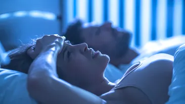 Care este motivul pentru care te trezești între 3 și 5 dimineața. Explicația științifică