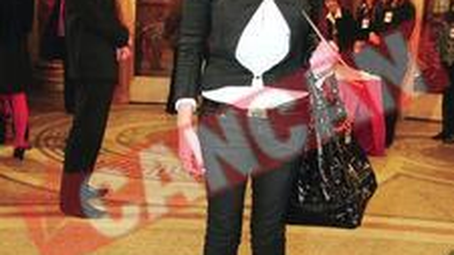Elena Basescu strange relatiile cu electoratul